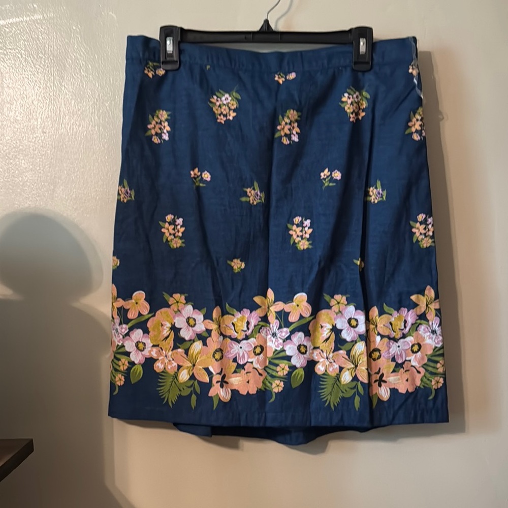 💙🌸🌼Classic Blue Knee-Length Pencil Skort